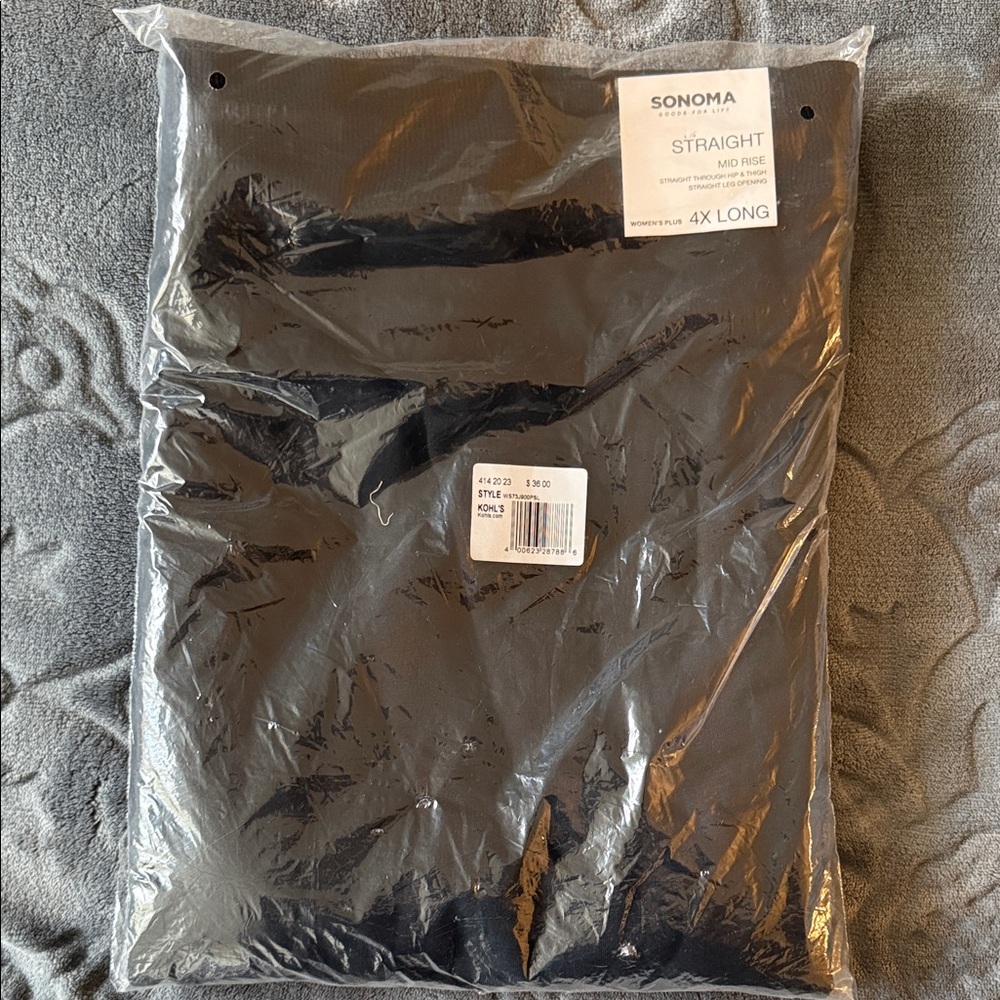 Sonoma Classic Black Mid Rise Pants